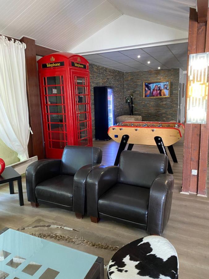 Enzo Hotels Diane - Logis 岩尼维利 外观 照片