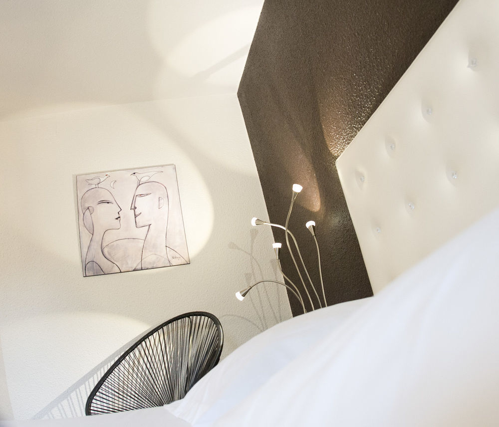 Enzo Hotels Diane - Logis 岩尼维利 外观 照片